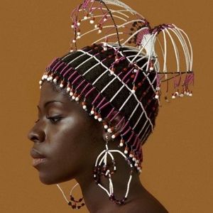 Meet your Posher, Adira